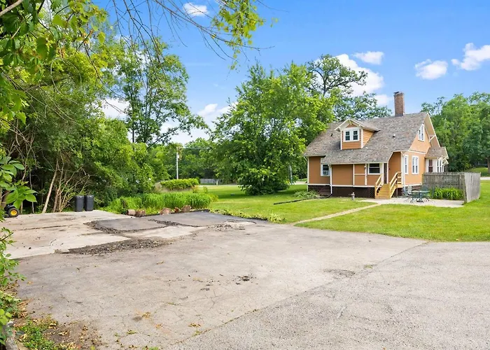 Сasa de vacaciones Entirehouse/glenellyn/4bd1bath/laundry/wheaton *