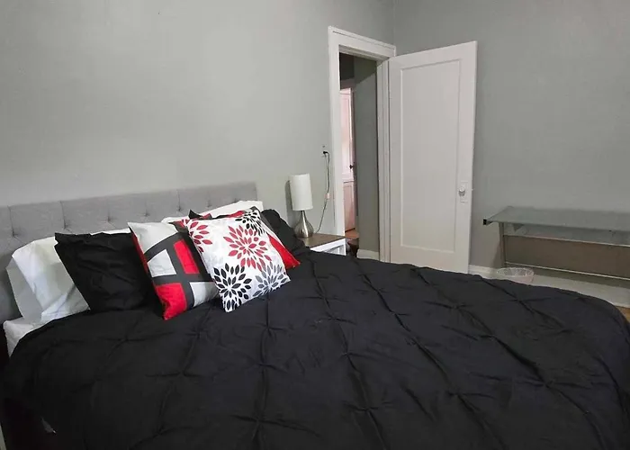Entirehouse/glenellyn/4bd1bath/laundry/wheaton Ferienhaus